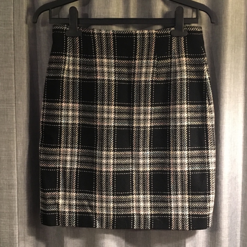 👗Chadwicks Plaid Wool Skirt